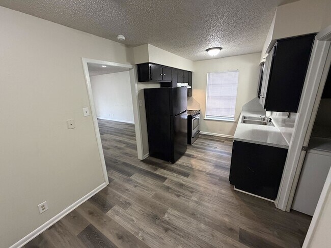 Building Photo - 3500 Denson Dr