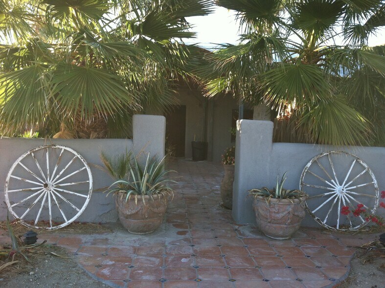 Building Photo - 19900 Bennett Rd