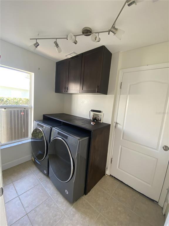 Building Photo - 16709 Fairbolt Way