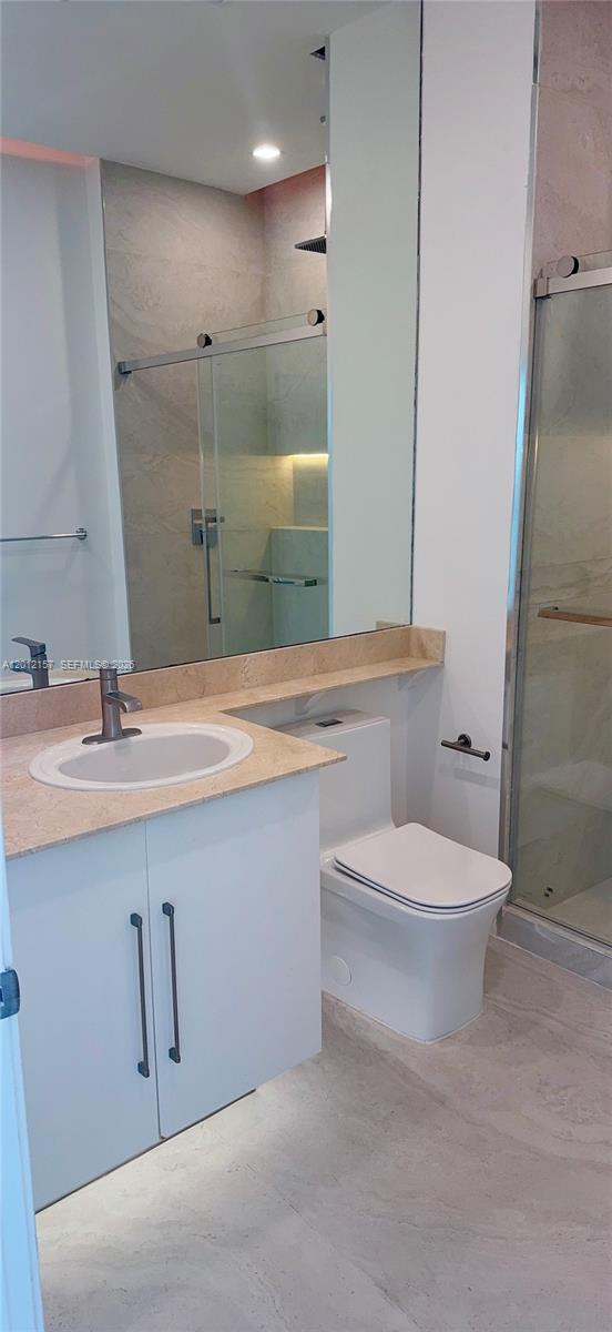 Building Photo - 335 S Biscayne Blvd