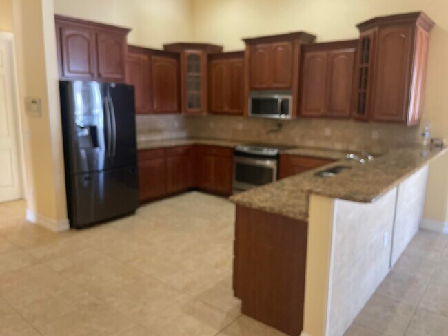 Building Photo - 3073 SW Savona Blvd