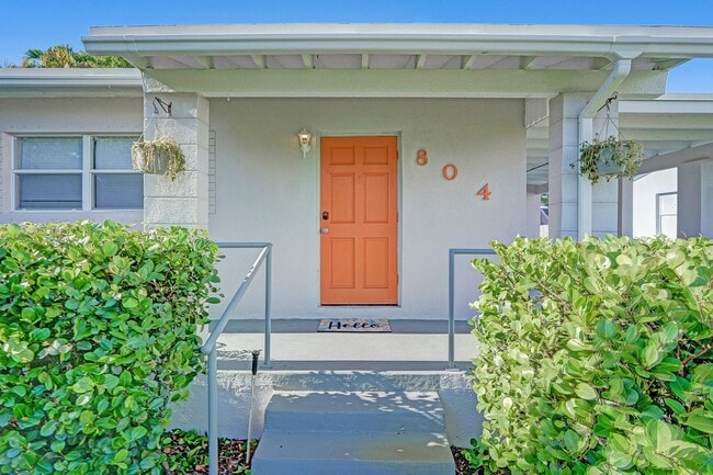 Building Photo - 804 NW 19th St