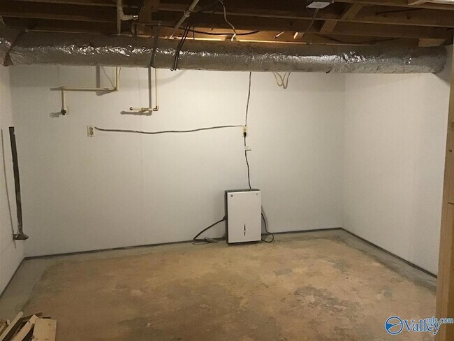 Building Photo - 9179 Segers Rd