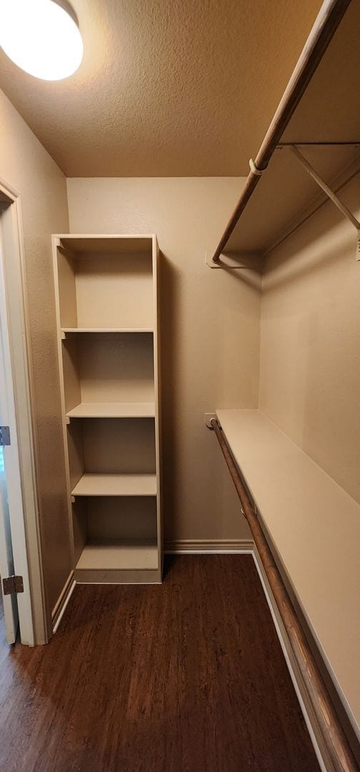 Building Photo - Beautiful 2 Bedroom / 2 Bath Duplex – Off ...
