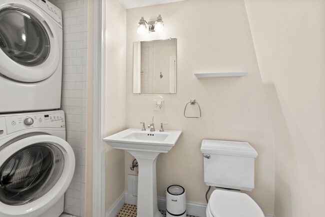 half bath - 34 Pine St