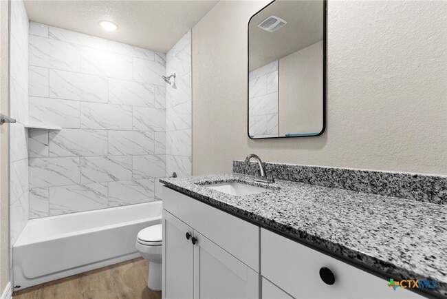 Building Photo - 803 White Meadow Ln