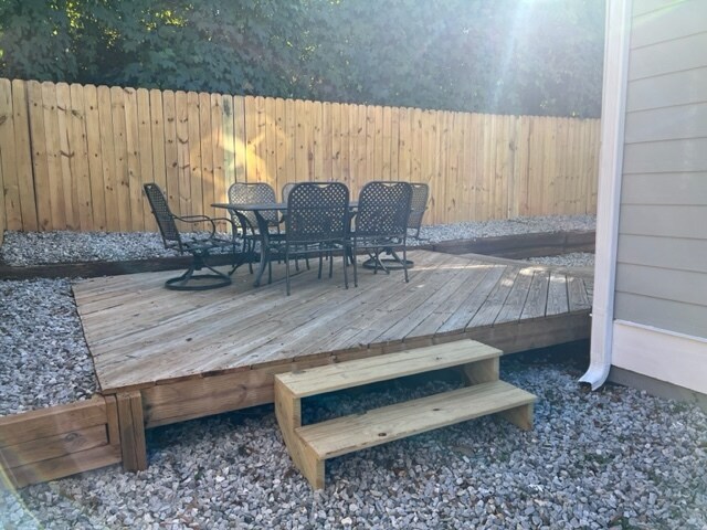 Backyard patio - 228 Doane St SW