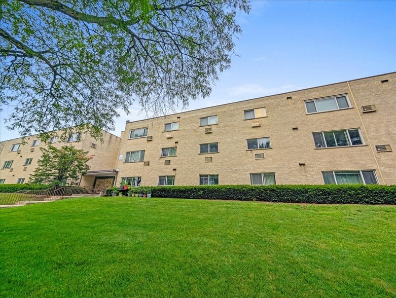 Building Photo - 600 McKinley Ave