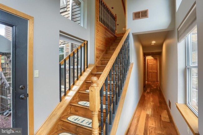 Building Photo - 125 Pebble Beach Dr