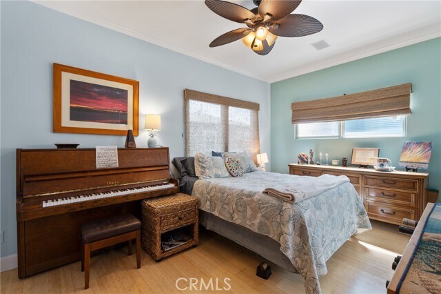 Building Photo - 310 30th St