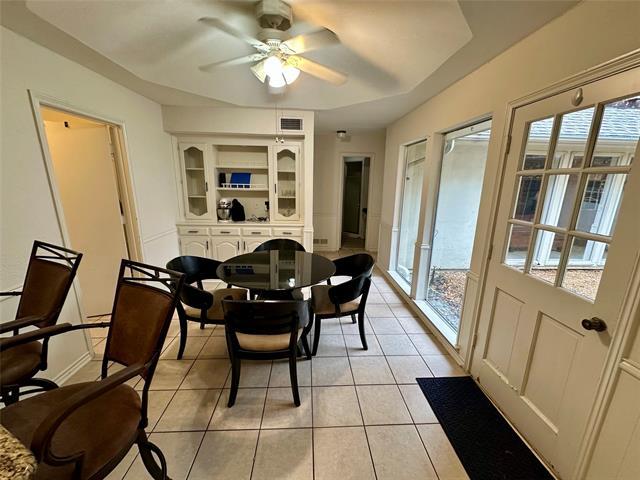 Building Photo - 7145 Crooked Oak Dr