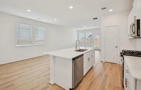 Building Photo - 14187 Granger Pointe Ln