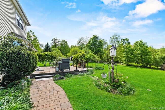 Building Photo - 20 Goshen Rd