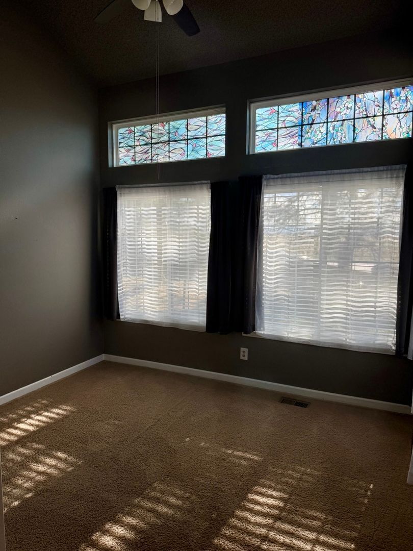 Building Photo - 13762 E Lehigh Ave