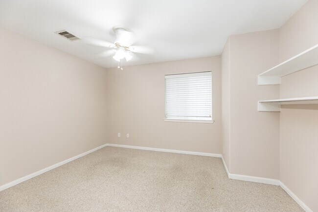 Building Photo - 25219 Spring Iris Ln