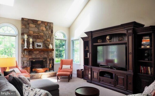 Building Photo - 3682 Hancock Ln