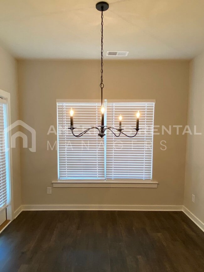 Building Photo - Home for Rent in Jemison, AL...Available to View Now! DEPOSIT PENDING!