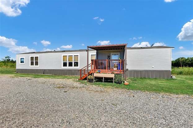 Building Photo - 838 Savage Rd