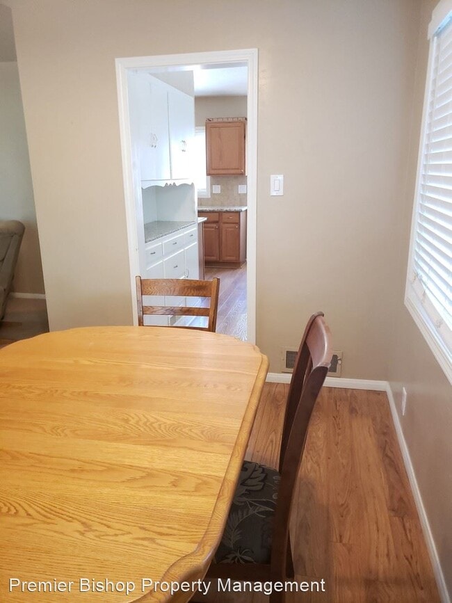 Building Photo - 3 br, 2 bath House - 2750 Highland