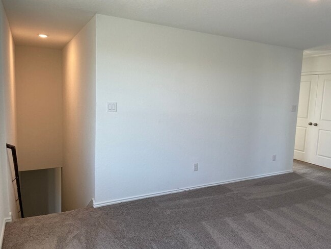 Building Photo - Spacious 4-Bedroom Home with Huge Backyard...