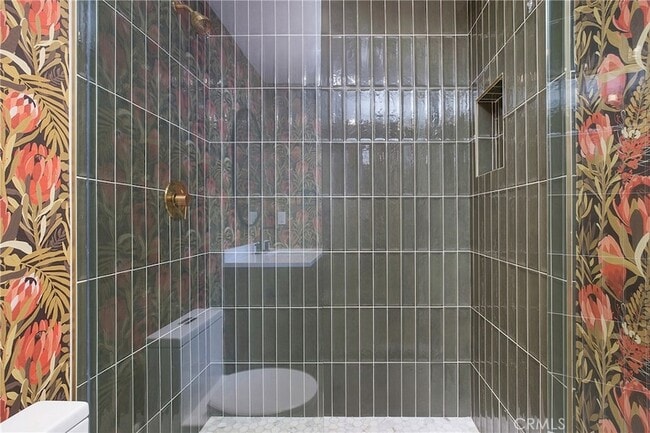 Building Photo - 33802 Street of the Violet Lantern