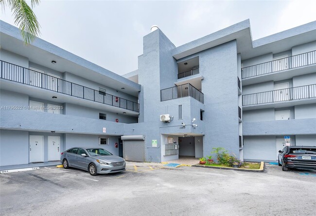 Building Photo - 13870 SW 62nd St