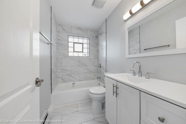 Building Photo - 7653 Roberts Rd