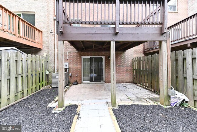 Building Photo - 3514 Lowlen Ct