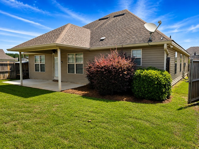 Building Photo - 4103 Willow Round Rd