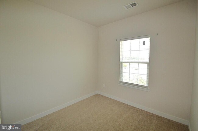 Building Photo - 11328 Willow Green Cir