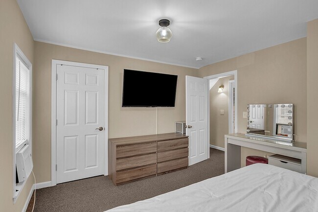 Building Photo - 41 West St