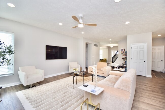 Building Photo - 7164 Glenvalley Dr