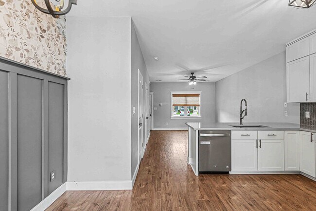 Building Photo - 110 Justice Farm Dr