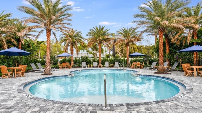 Building Photo - 563 Parsons Way