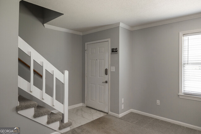 Building Photo - 115 Shadow Moss Dr