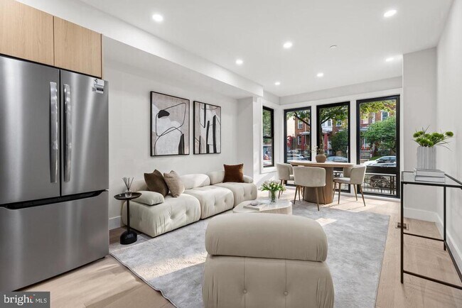 Building Photo - 3923 14th St NW