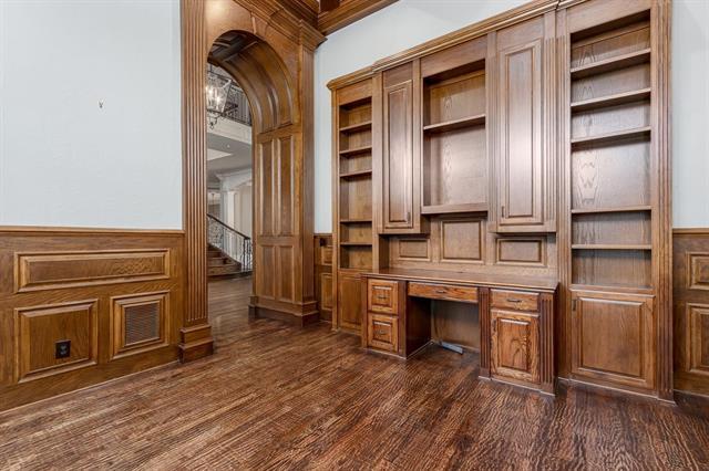 Building Photo - 5375 Spicewood Ln