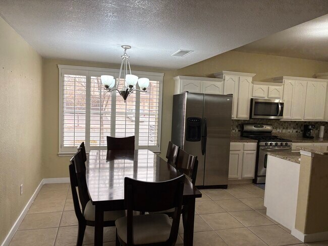 Building Photo - 13450 Emerald Bay Way