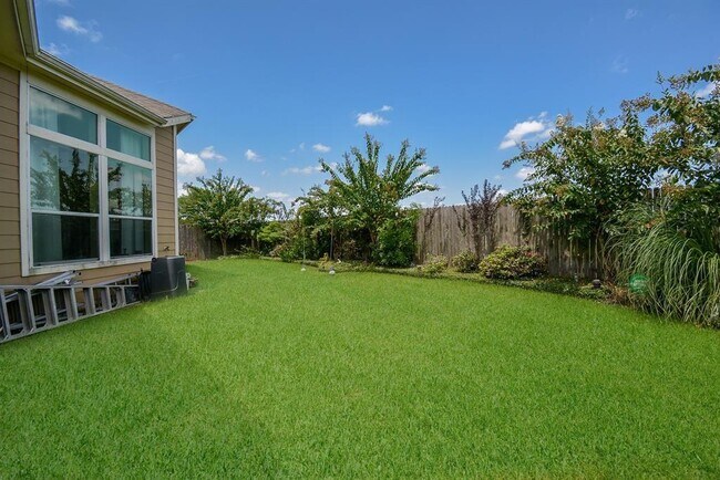 Building Photo - 2715 Farlow Ln
