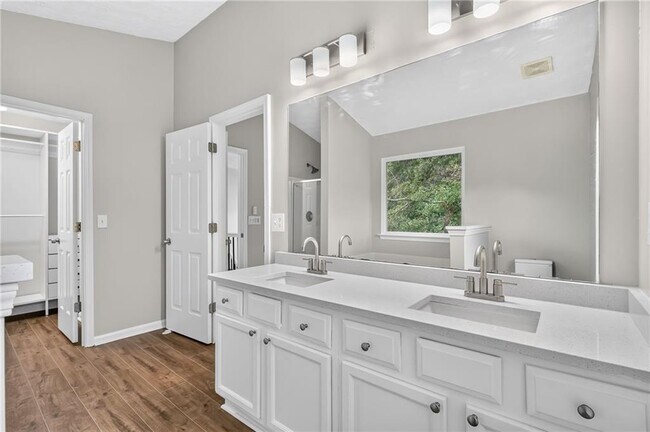 Building Photo - 4554 Darrowby Dr
