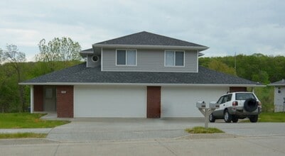 Building Photo - emi1043