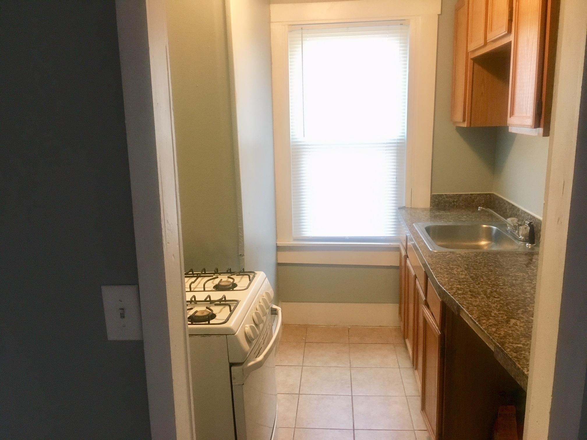 Building Photo - 90 Rosedale St