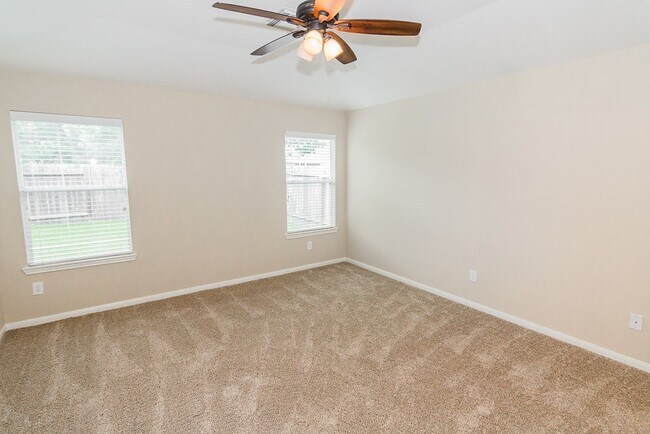 Building Photo - 5131 Birch Manor Ln