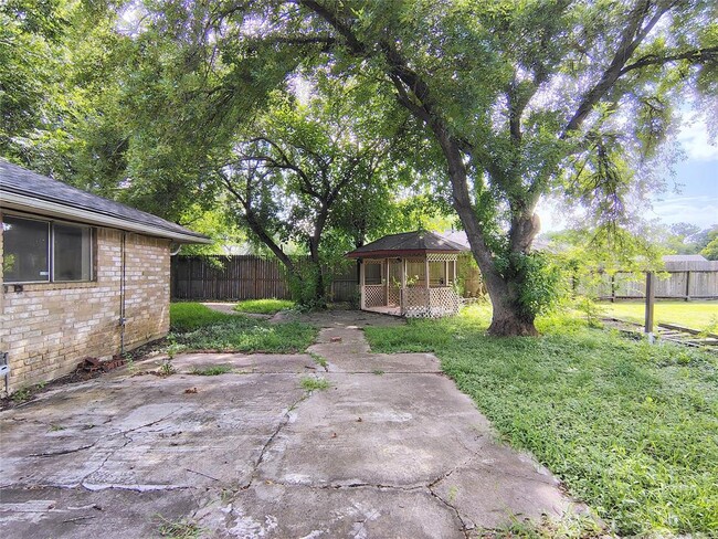 Building Photo - 11926 Rhinebeck Dr