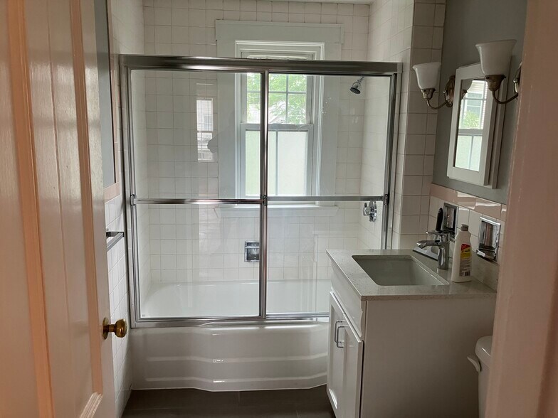Updated bathroom - 12 Salem St