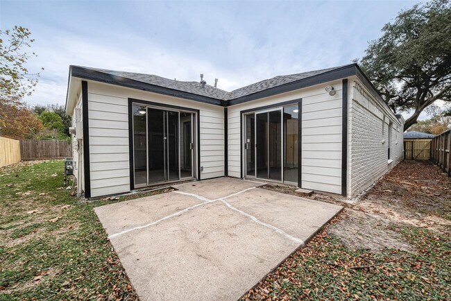 Building Photo - 10811 Villa Lea Ln
