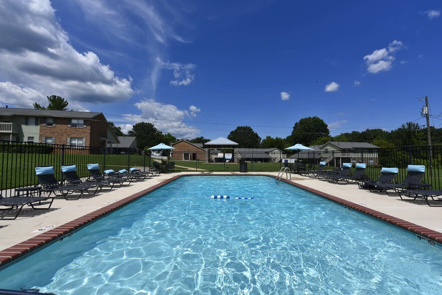 Views at Signal Mountain Chattanooga, TN Apartment Finder