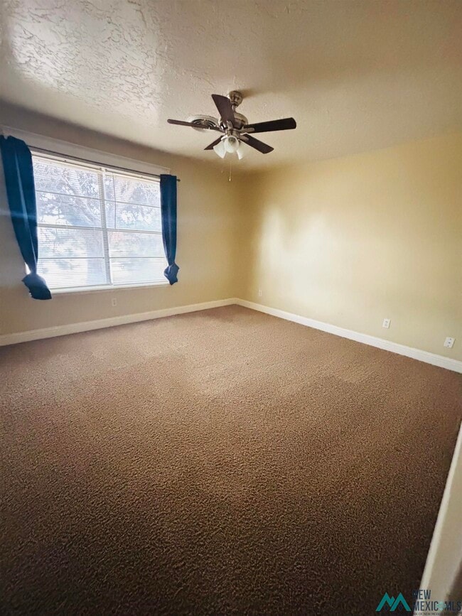 Building Photo - 1317 Stratford Ln