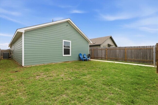 Building Photo - 1220 Smallmouth Rd
