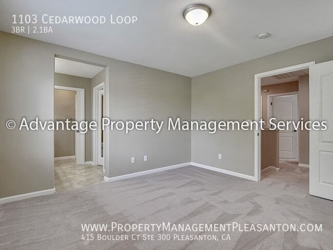 Building Photo - 1103 Cedarwood Loop